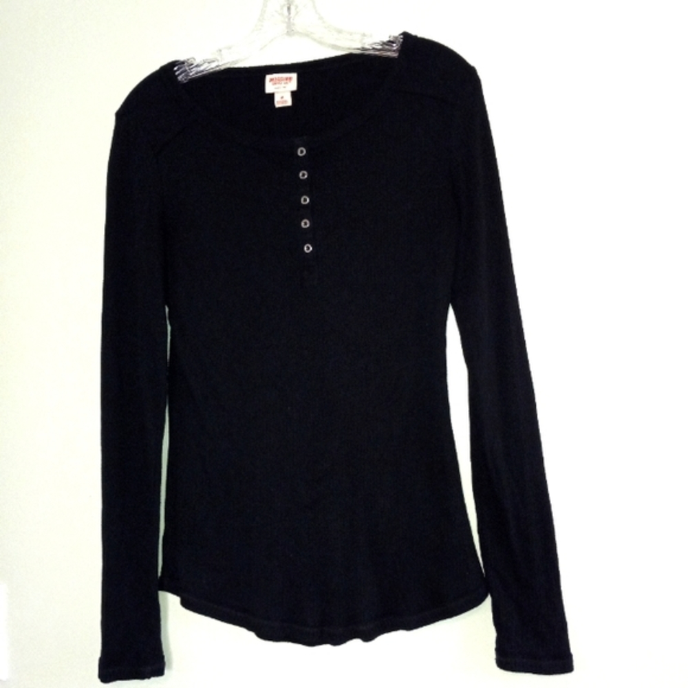 Mossimo thermal Henley style long sleeve, reverse hem stitching, Black Medium